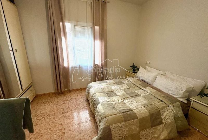 Foto b2cfa0f9-f812-4cf8-bb87-186d4b5bed64. Casa aparellada a Centre Miami Platja