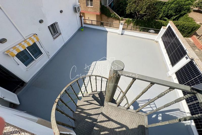 Foto 549d0ae2-968c-4830-9178-18701d1dafe1. Casa aparellada amb xemeneia calefacció aparcament a Mont-roig del Camp