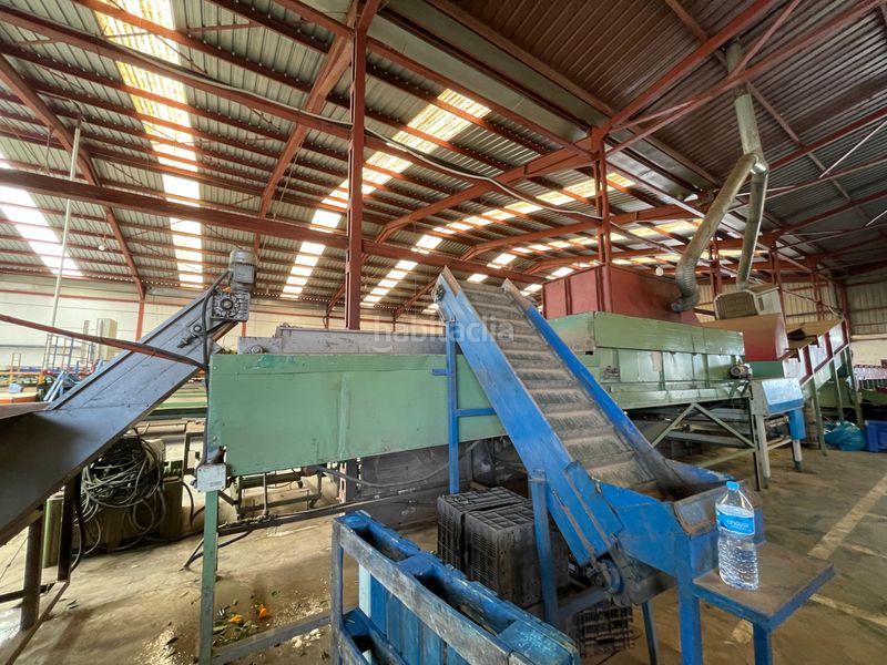 Foto e1b56ef6-deb7-4bd1-831d-65df88957230. Miete fabrikhalle in Na Rovella - Hermanos Maristas Valencia