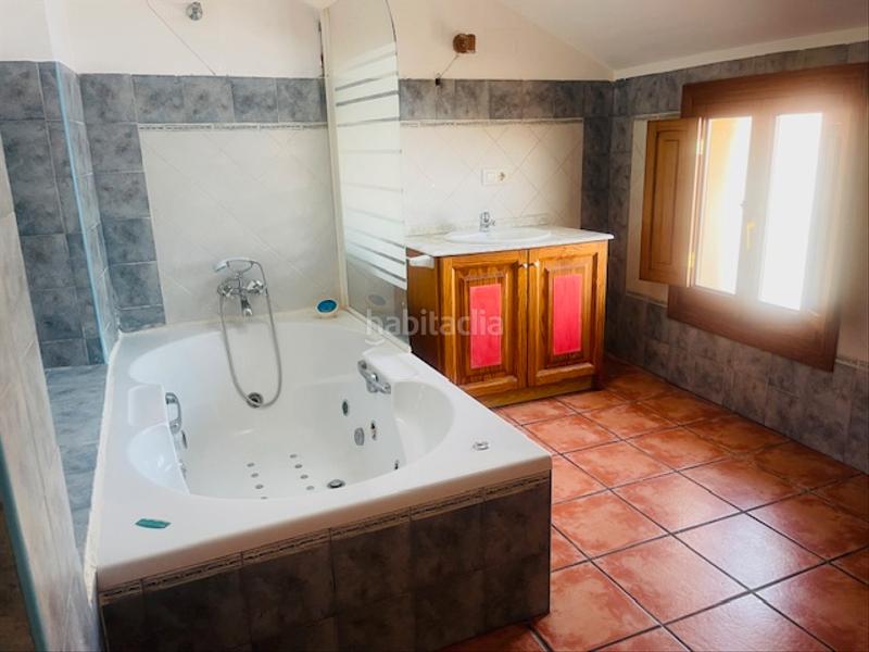 Foto e23b1cf7-ed86-4722-baa5-2915917e3d7f. Towny house with fireplace in Centro-El Castillo Sagunt