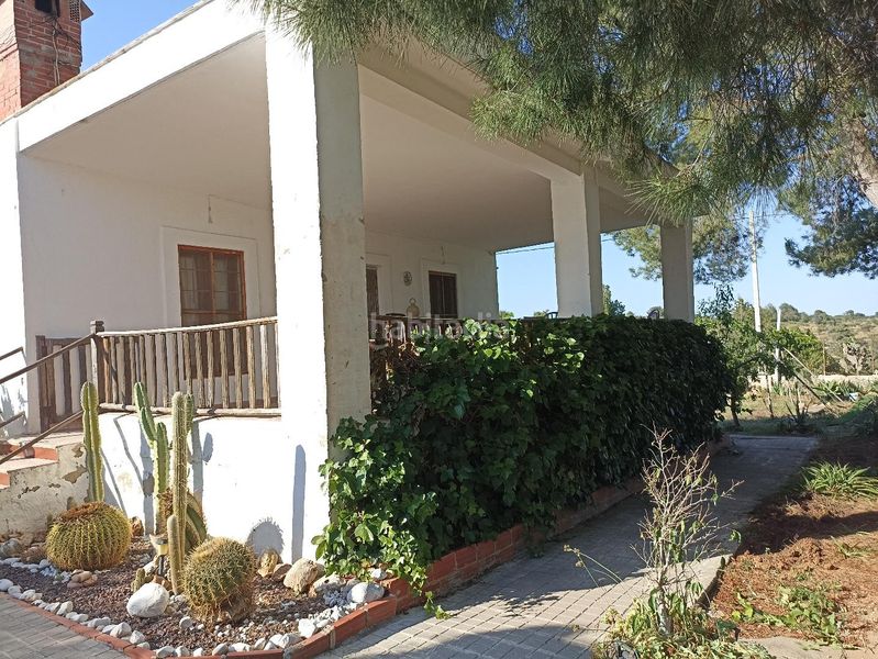 Foto 7e403d69-886b-44f6-a1ce-657648a64dc9. Casa amb piscina a Cheste
