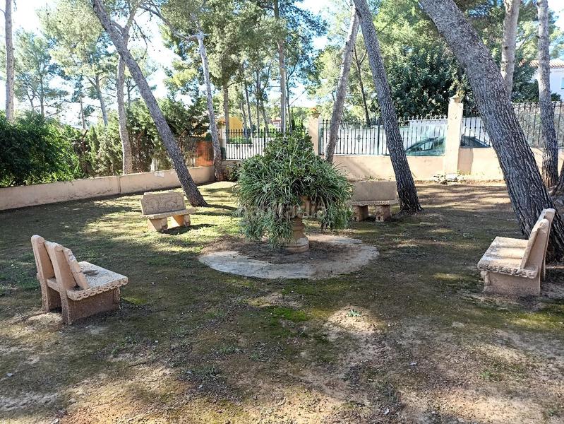 Foto 0ec89deb-3bdd-48dd-97da-815b0af9605a. Casa amb piscina a Cheste