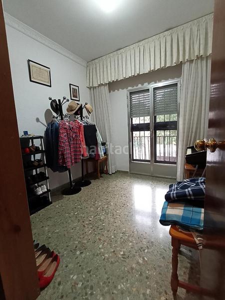 Foto 40f9b821-a04d-4cc3-bd12-5379e0dbcd25. Casa amb piscina a Cheste