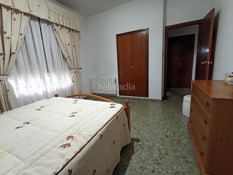 Foto 4138a80f-add0-4e2f-9b09-66544f8d0ae1. Casa amb piscina a Cheste