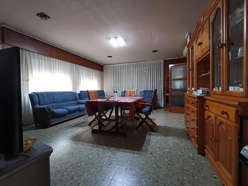 Foto 6b9faaa0-8ee1-4528-8f4e-12926787bb36. Casa amb piscina a Cheste