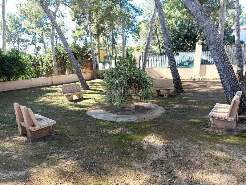 Foto 0ec89deb-3bdd-48dd-97da-815b0af9605a. Casa con piscina in Cheste