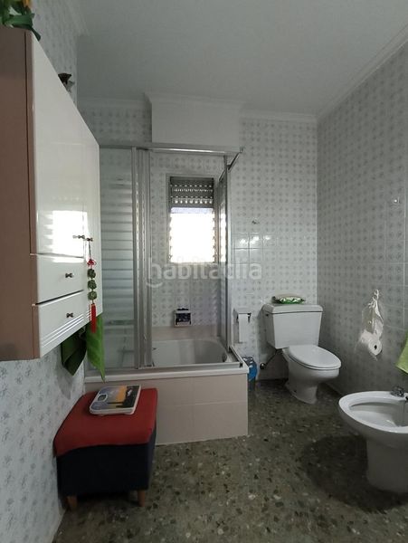 Foto 9f80cc24-8d7c-4d44-8d6b-de9a2613bc0a. Casa con piscina in Cheste