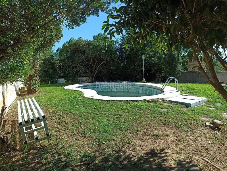 Foto bcdb3bfb-c50b-4b47-9d9b-bc370b424e12. Casa con piscina in Cheste