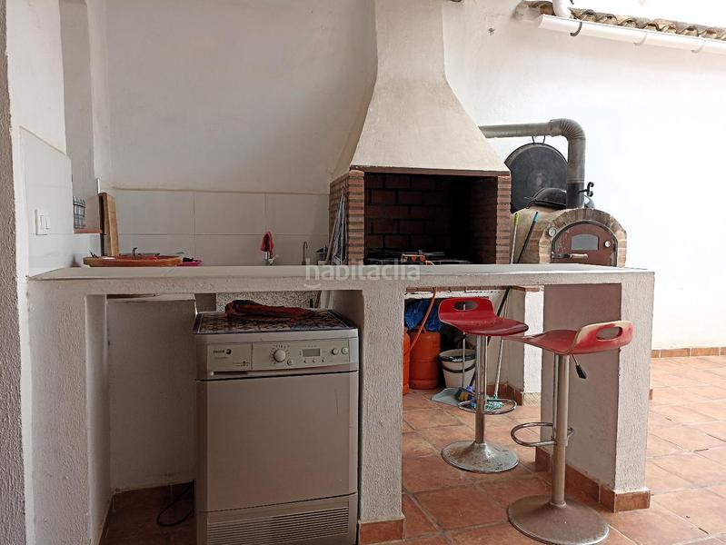 Foto 5d87992f-bede-44cc-8369-ab8cac807cf4. Casa adossada a Cheste