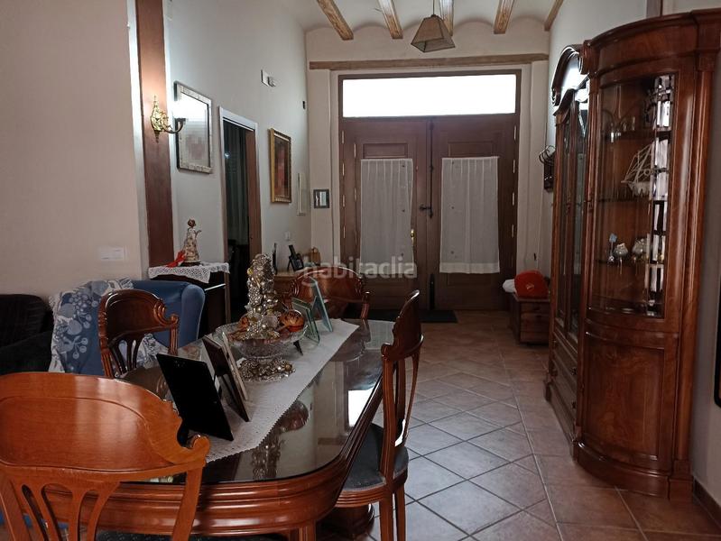 Foto bb6e8c27-b4bd-43ba-ad3d-42fad590e899. Casa adossada a Cheste
