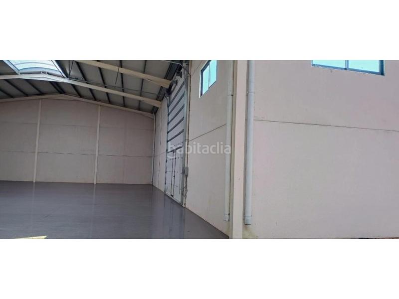 Foto 2860c3d0-55a9-4c67-a3a1-458aec173f33. Bâtiment à usage industriel dans Gálvez