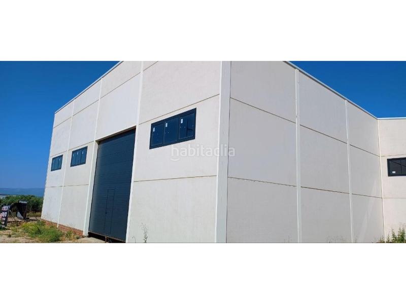 Foto f8afce2c-fe28-4bbf-9731-5893b2b573db. Bâtiment à usage industriel dans Gálvez