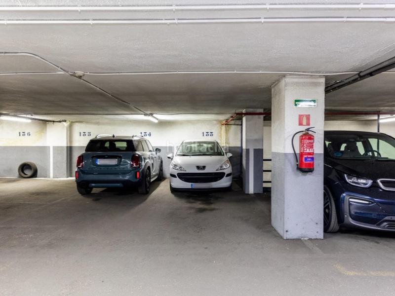 Foto f8872ccd-4762-44a7-a86c-48b3bd6495e6. Parking coche garaje venta en Cuatro Caminos - Azca Madrid