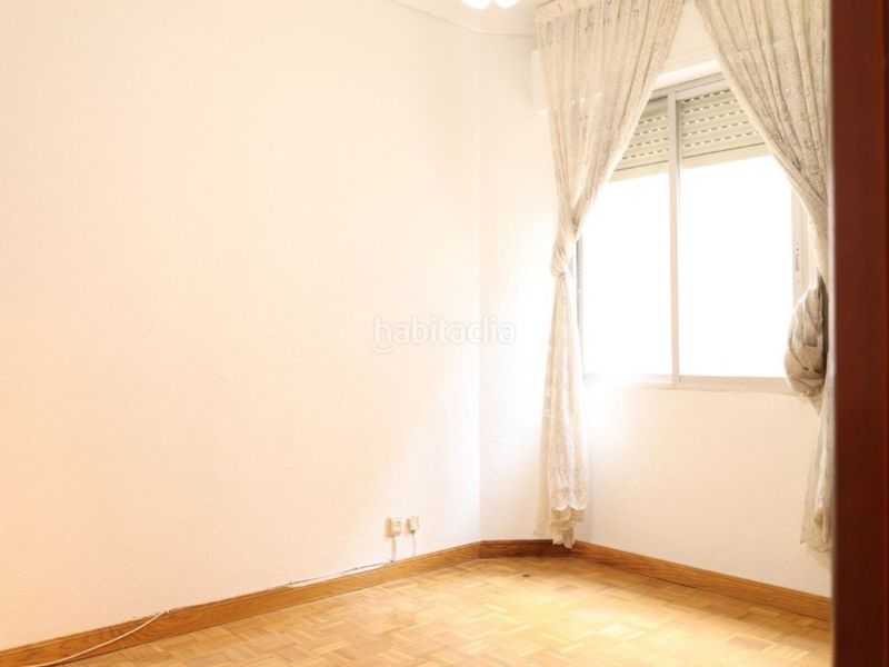 Foto fd4a23b8-b45f-4f84-a49b-d767a99e41dc. Piso en Prosperidad Madrid