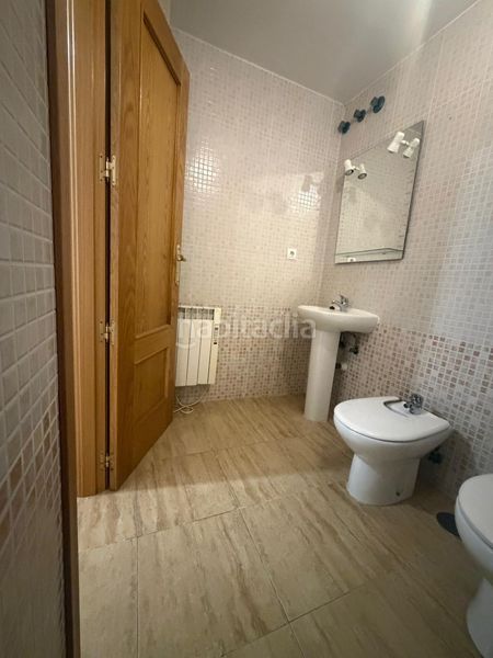 Foto c606867d-8ed9-4237-985a-65a91e877944. Pis amb calefacció a Recas