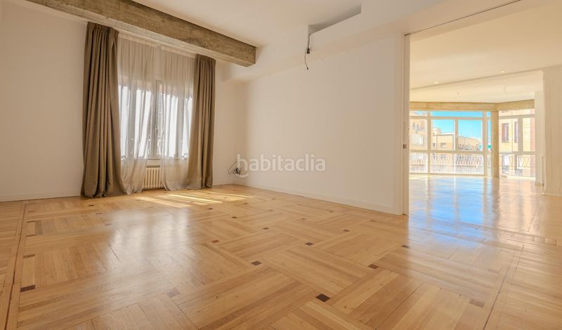 Foto ddc7d354-55bd-47f2-bb32-5ff220280a72. Pis amb calefacció aparcament a Gaztambide Madrid