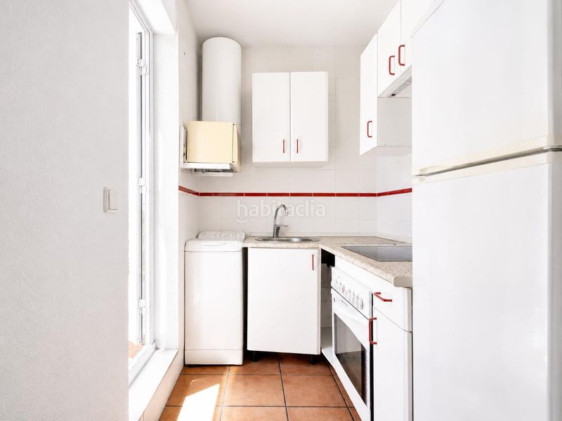 Foto 3e6eb6c1-ef4d-4e79-9a59-466478b638e8. Àtic amb calefacció aparcament a Embajadores-Lavapiés Madrid