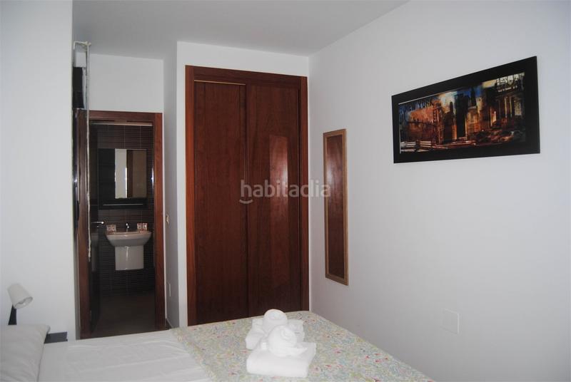 Foto 07d985f5-821e-4c1c-b8d1-e94b5a4ddbec. Edificio in calle las casillas 12 in Caleta de Velez