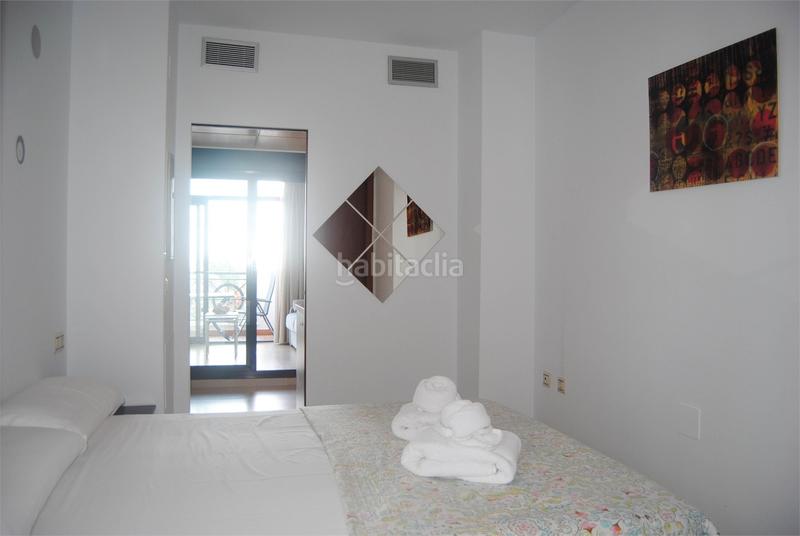 Foto d9c4f651-bdcc-4fb2-9af1-23aaadfb636c. Edificio in calle las casillas 12 in Caleta de Velez