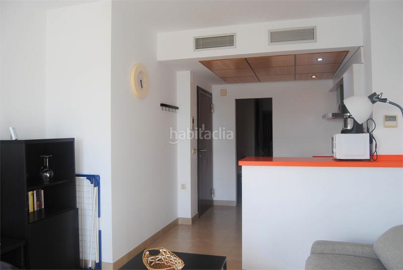 Foto eef61933-12d2-42c5-9edf-c1f73745894e. Edificio in calle las casillas 12 in Caleta de Velez
