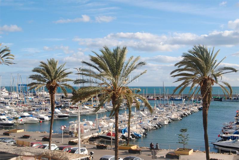 Foto eff07cc4-34c0-4f2d-ba41-736d348c8135. Edificio in calle las casillas 12 in Caleta de Velez