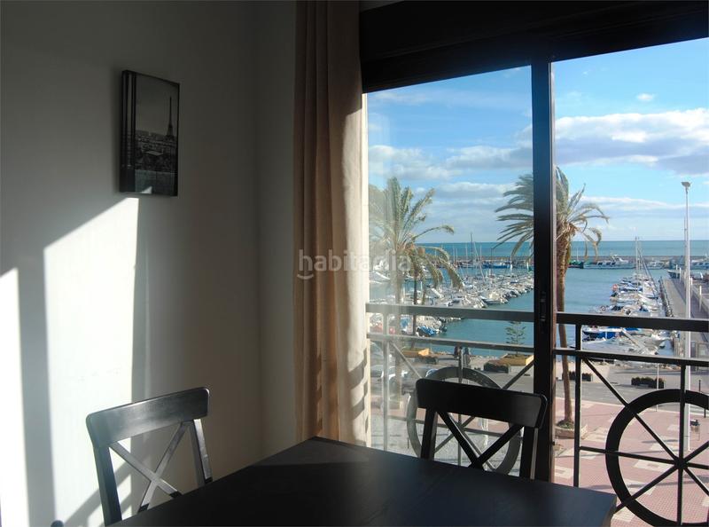 Foto ff744aeb-226e-470a-bf06-02f34d293f68. Edificio in calle las casillas 12 in Caleta de Velez