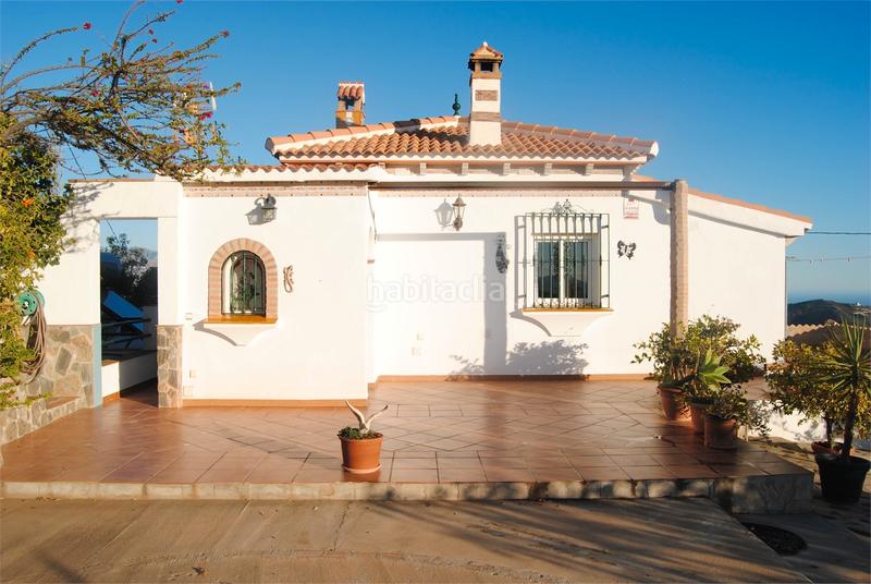 Foto ab5628cb-931c-41f9-9784-06e7674d3d95. Masia a camino de vélez 4 a Algarrobo pueblo Algarrobo