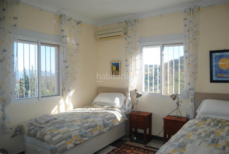 Foto 9d0df851-0bcb-4468-8efc-46da4713b5a3. Casa amb xemeneia aparcament piscina a Viñuela