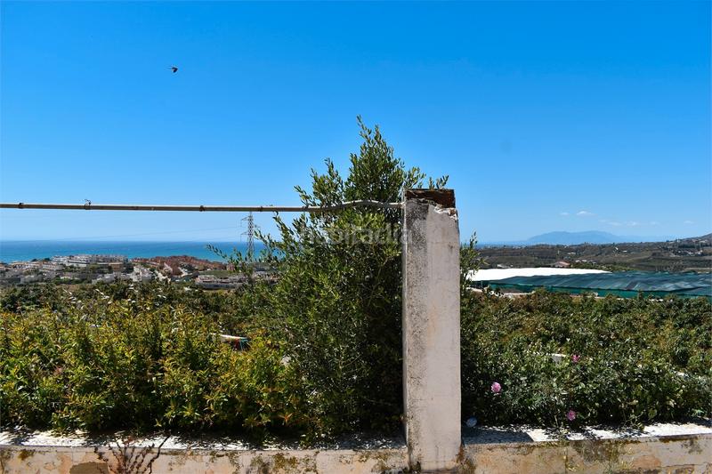 Foto 0ef8d606-3c0a-417c-8f38-0b7a30e0875e. Casale in Almayate Bajo