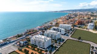 Pis a Calle yerbabuena 10. Pisos junto al mar con piscina!