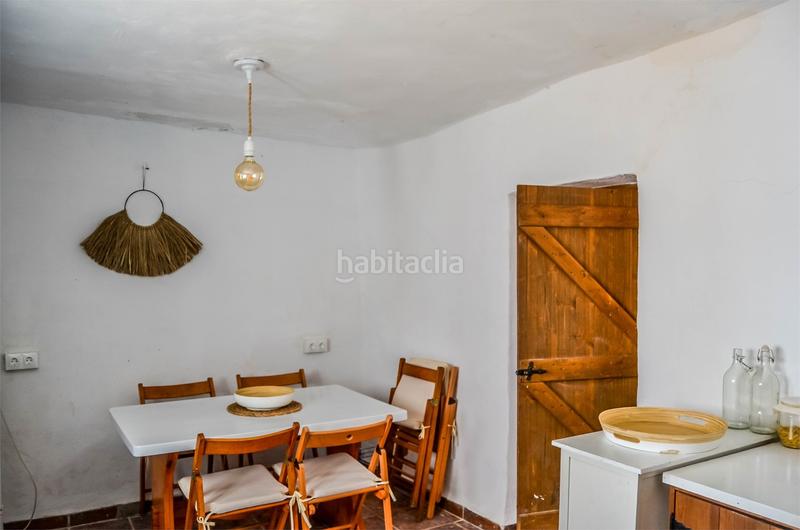Foto b6d14d97-6d8d-4803-934c-1238b065bf84. Casa  de pueblo ! en Iznate