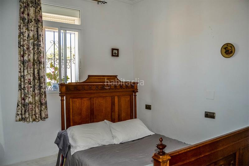 Foto c2dd73bc-2e0a-4c37-9068-8fcaa03c5438. Casa con piscina in Caleta de Velez