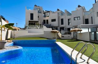 Reihenhaus  Calle béjar. Casa con piscina, 100m de la playa!