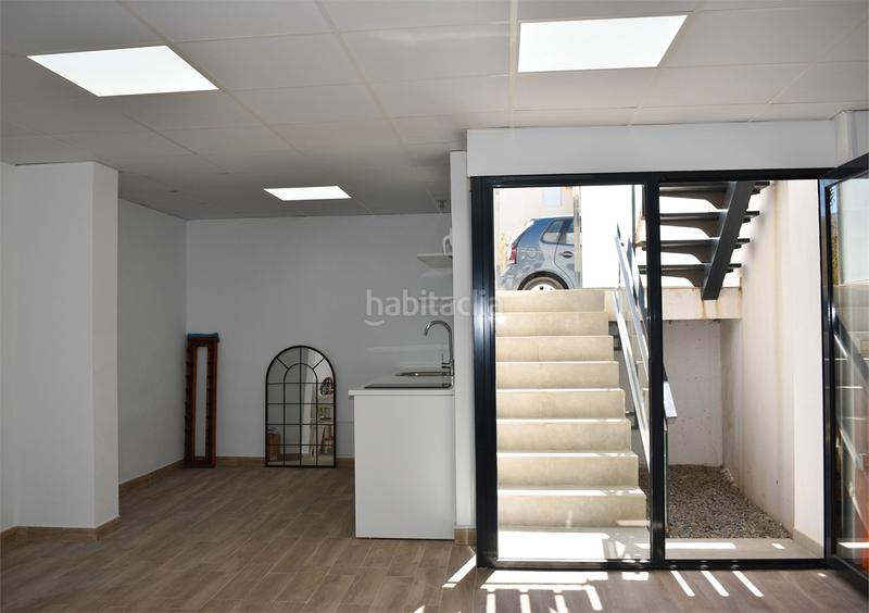 Foto fd27e49d-8add-4d65-a95d-c0660993a545. Casa a schiera con parcheggio piscina in Benajarafe