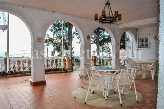 Haus  Calle monte florido. Chalet con magnifica ubicacion!