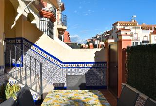 Maison jumelée  Calle los pinos. Adosada con piscina, cerca al mar!