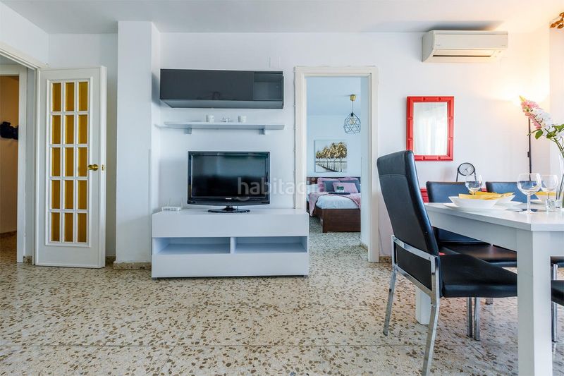 Foto 94d1ee9b-b37c-4ba7-b319-85be94d297d3. Pis a calle levante 2 a Centro Torre del Mar