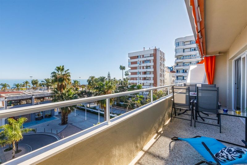 Foto bda7afa7-9e95-415d-9218-bd70467bf3c9. Pis a calle levante 2 a Centro Torre del Mar