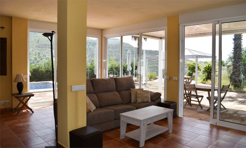 Foto 351cc1dc-e830-4060-b638-96a4e54230ae. Casa a n/a a Viñuela