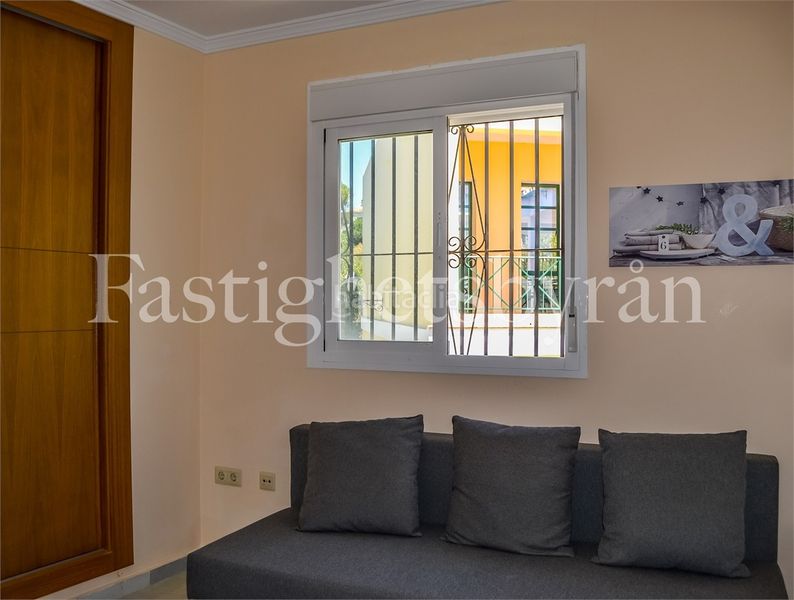 Foto bc885b5e-0ca2-4dc7-9712-fde8f57405b1. Apartament a Chilches