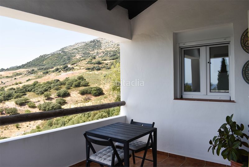 Foto 494c2df2-c772-40dd-9f48-326c76f3e972. Casa amb calefacció aparcament piscina a Alfarnatejo
