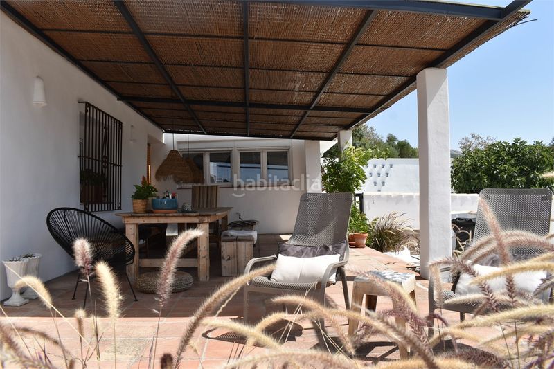 Foto e2a719f9-935e-4eeb-b6ba-6f2dca75d654. Casa amb calefacció aparcament piscina a Alfarnatejo