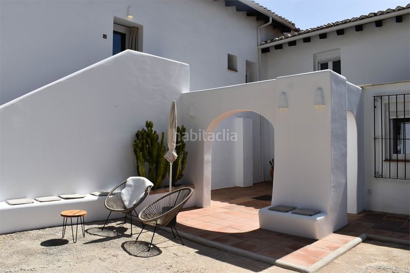 Foto e9f447e6-ea28-428b-900f-80d9283beb71. Casa amb calefacció aparcament piscina a Alfarnatejo