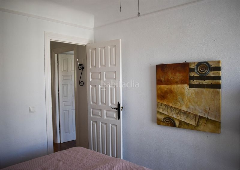 Foto 5ab1a0b8-e0ce-40ab-b80f-f68d1258c0ff. Casa adossada amb piscina a Caleta de Velez