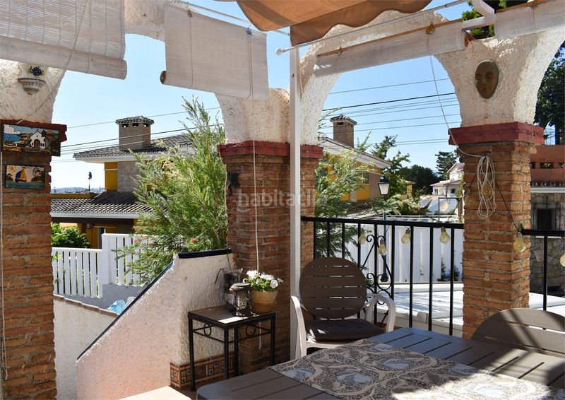Foto ccbbcb72-94f4-4532-8c35-dde108f86225. Casa adossada amb piscina a Caleta de Velez