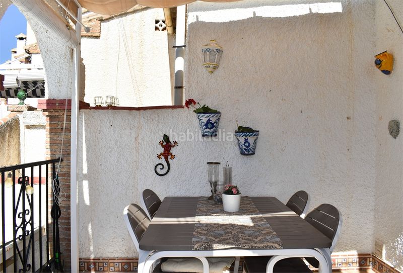 Foto d7cbe993-4309-4c73-b3d1-ec503fbc6843. Casa adossada amb piscina a Caleta de Velez