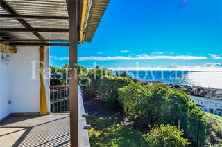 Casa a Callejón dubiles 7. Gran propiedad con vistas panoramicas al mar!