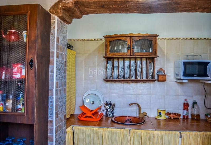 Foto c736200e-9a5f-4ab4-af76-3c7f5e490857. Casa  rustica con piscina en linda ! en Sedella