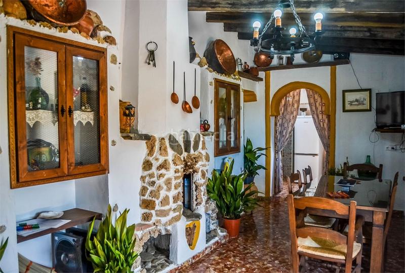 Foto db212c3d-fc73-483c-a1e5-81c7c46f39b5. Casa  rustica con piscina en linda ! en Sedella