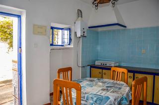 Mas à Calle almendro 6. Casa de pueblo en daimalos!